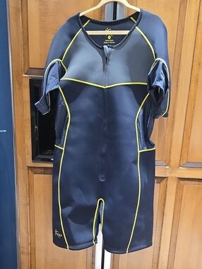 Kutting Weight  Black, Gray and Yellow Shorty Sauna/Wetsuit One-Piece-Size 6XL